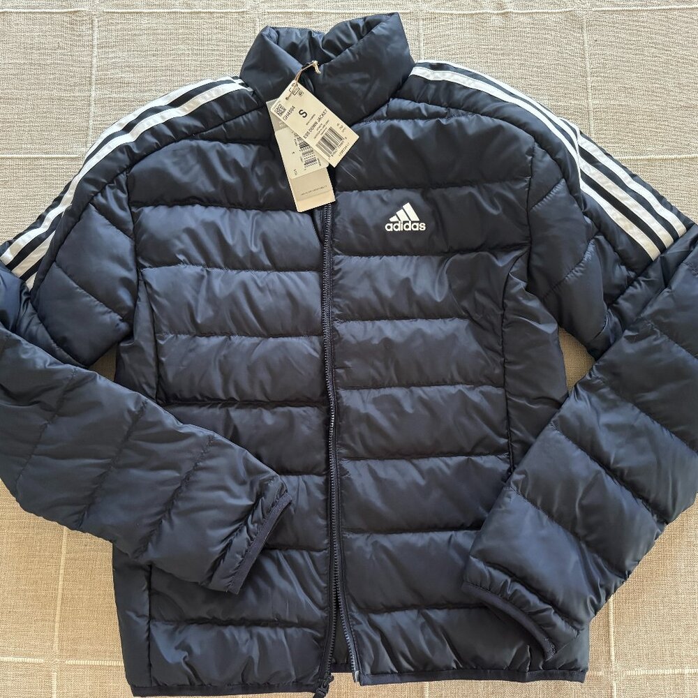 Adidas Men's Essentials Down Jacket - NWT Size Small - Navy Blue